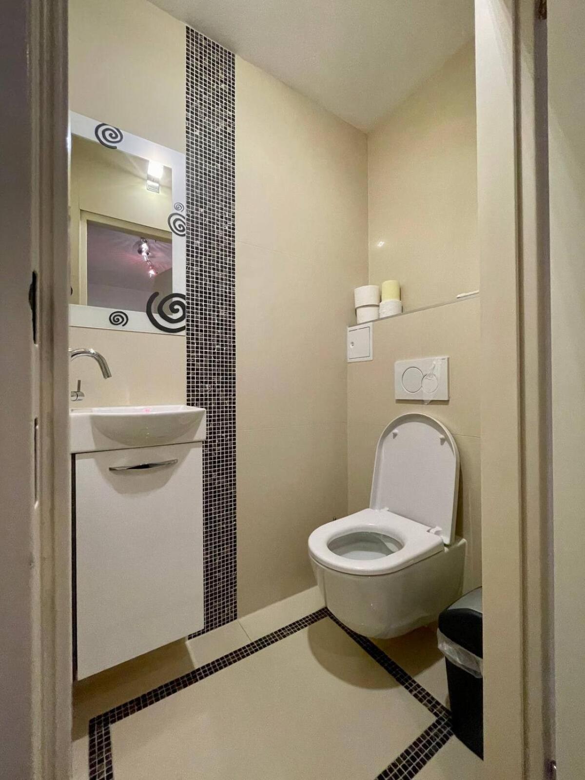 Gemuetliche Wohnung Mit Super Lage Vienna Exterior photo