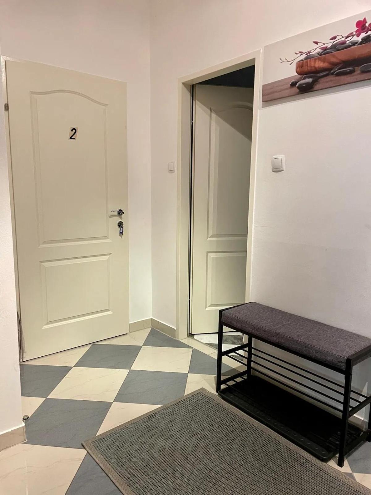 Gemuetliche Wohnung Mit Super Lage Vienna Exterior photo